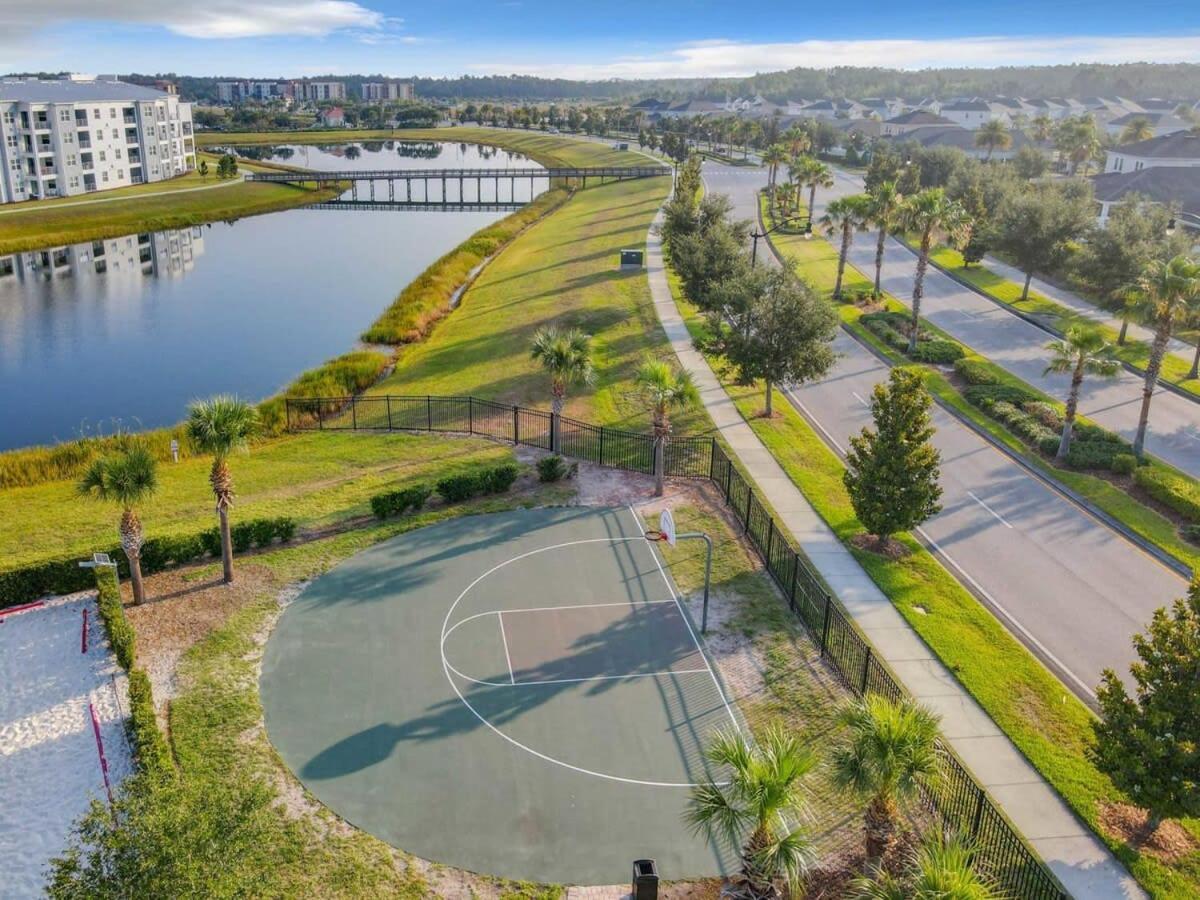 Gorgeous 2Br Lakeview Condo With Waterpark كيسيمي المظهر الخارجي الصورة